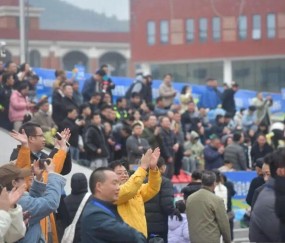 PG电子app下载-35场战罢！广西“县超”赛事经济数据亮眼
